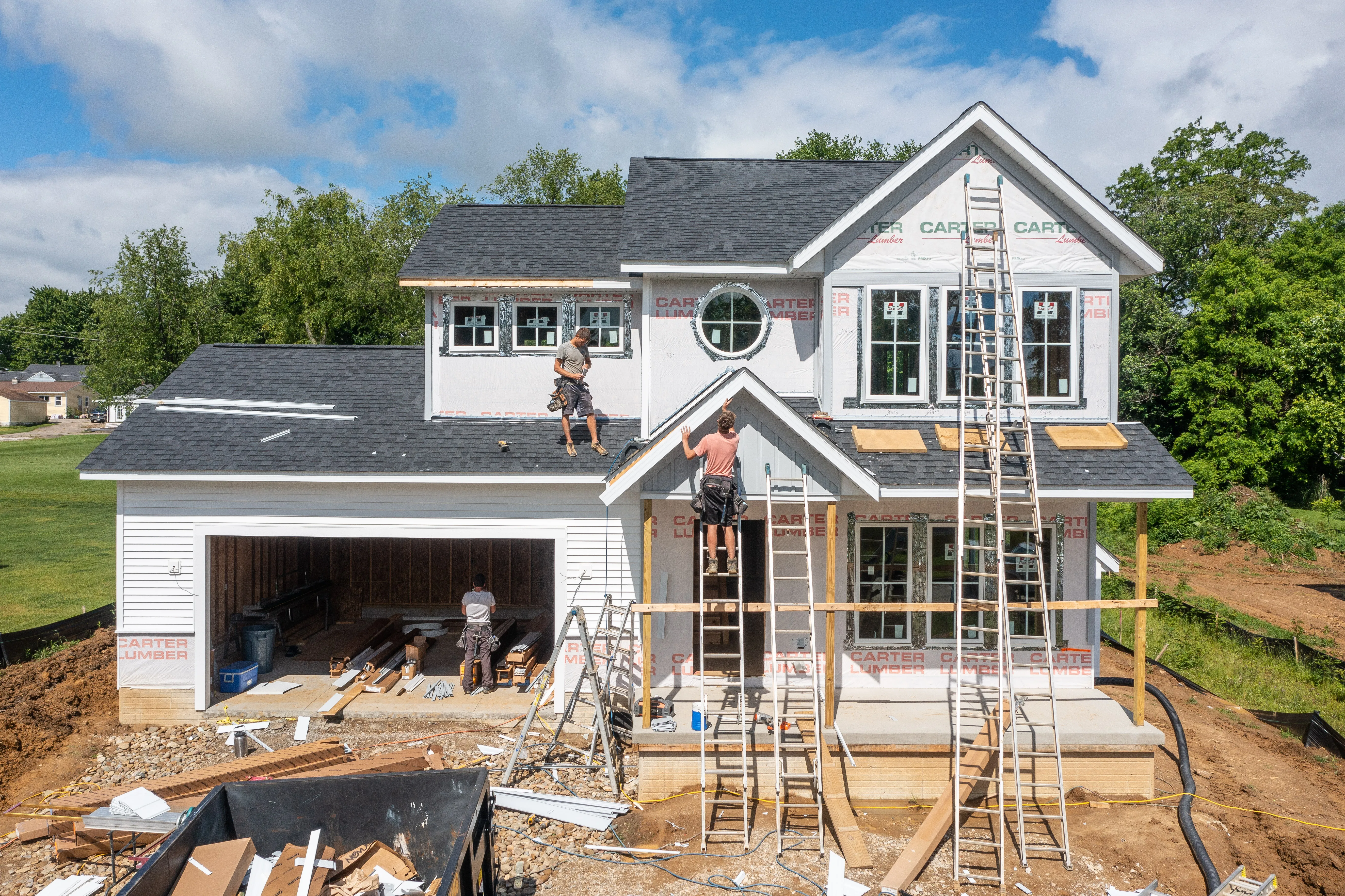 Exterior of a completed Hahn Homes custom home